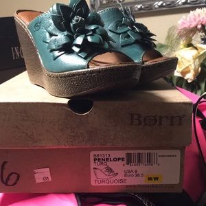 Born turquoise Penelope size 6